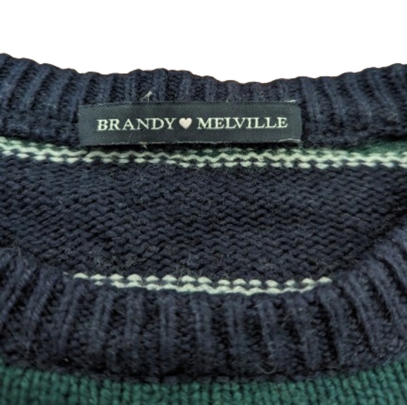 Brandy Melville Stripped Cropped Sweater - Picture 3 of 4